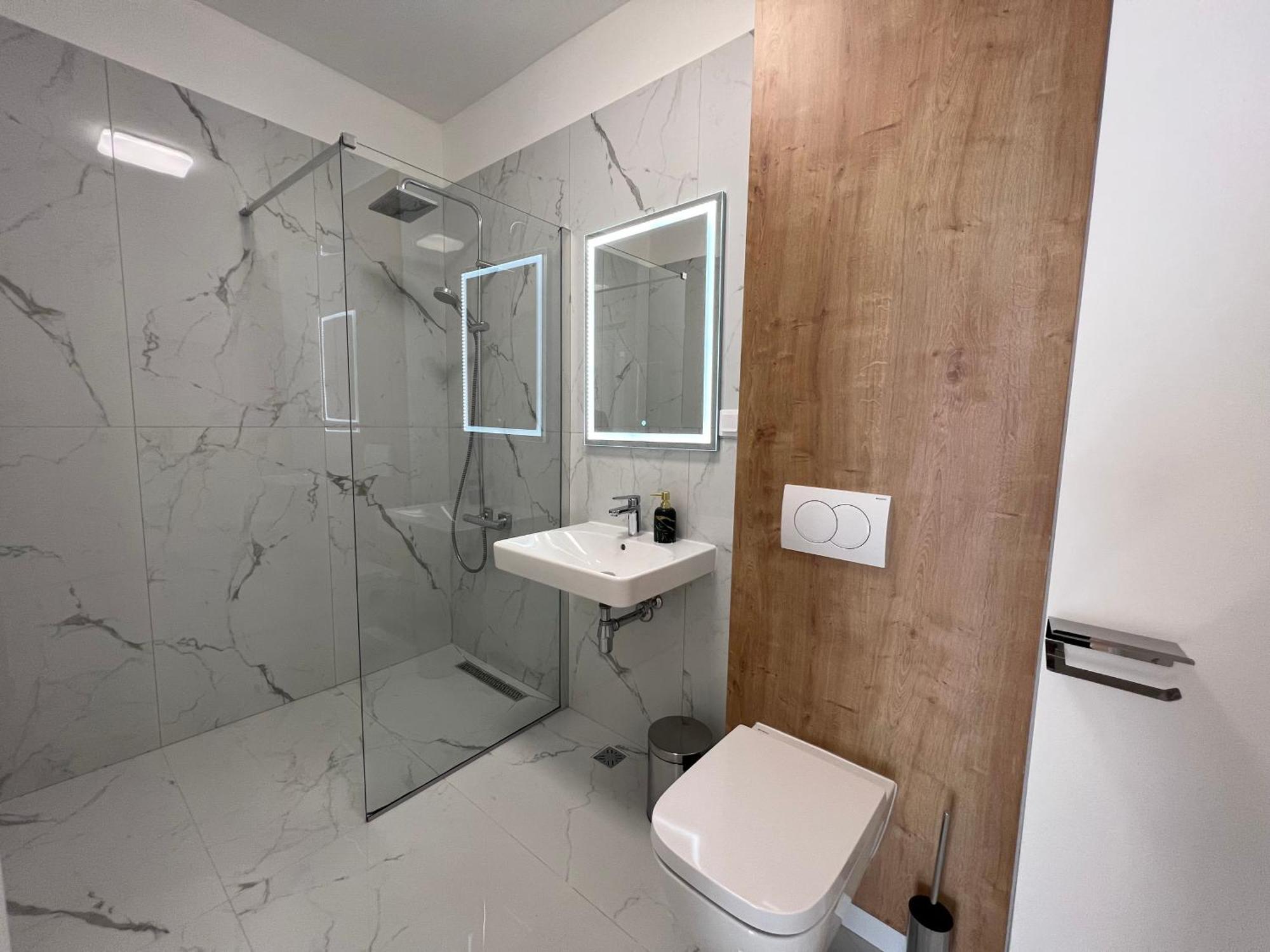 Exit Aparthotel Floreşti 外观 照片