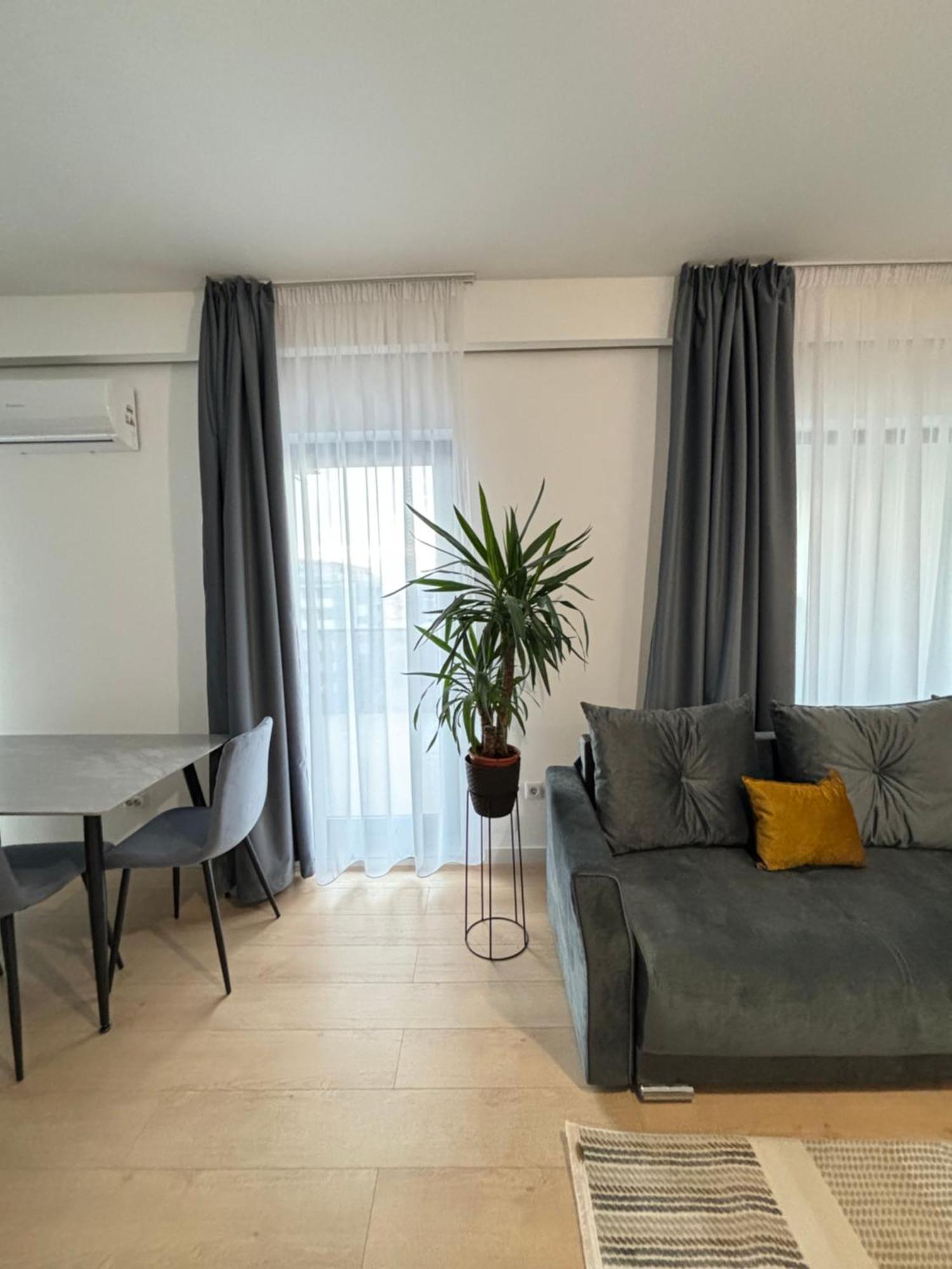 Exit Aparthotel Floreşti 外观 照片
